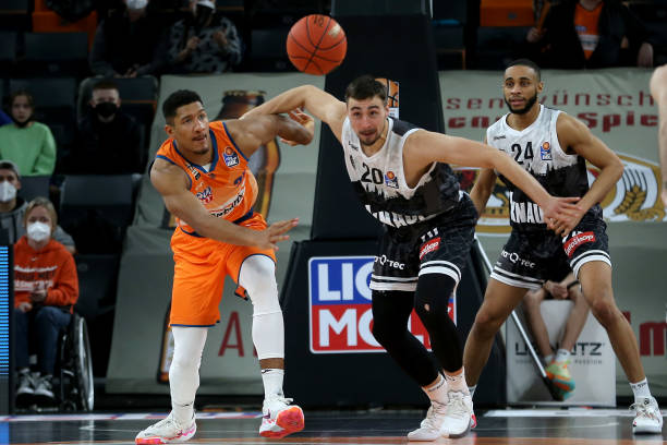 亮剑精神的 亮剑精神的